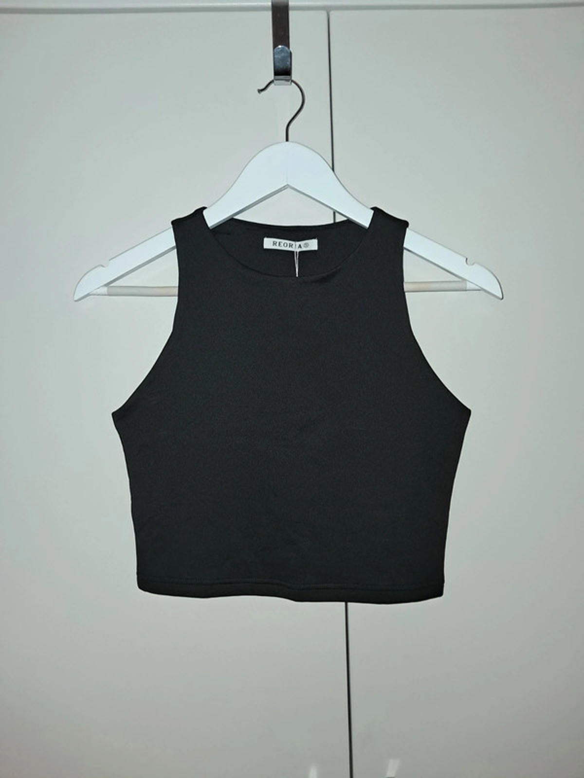 Black crop top
