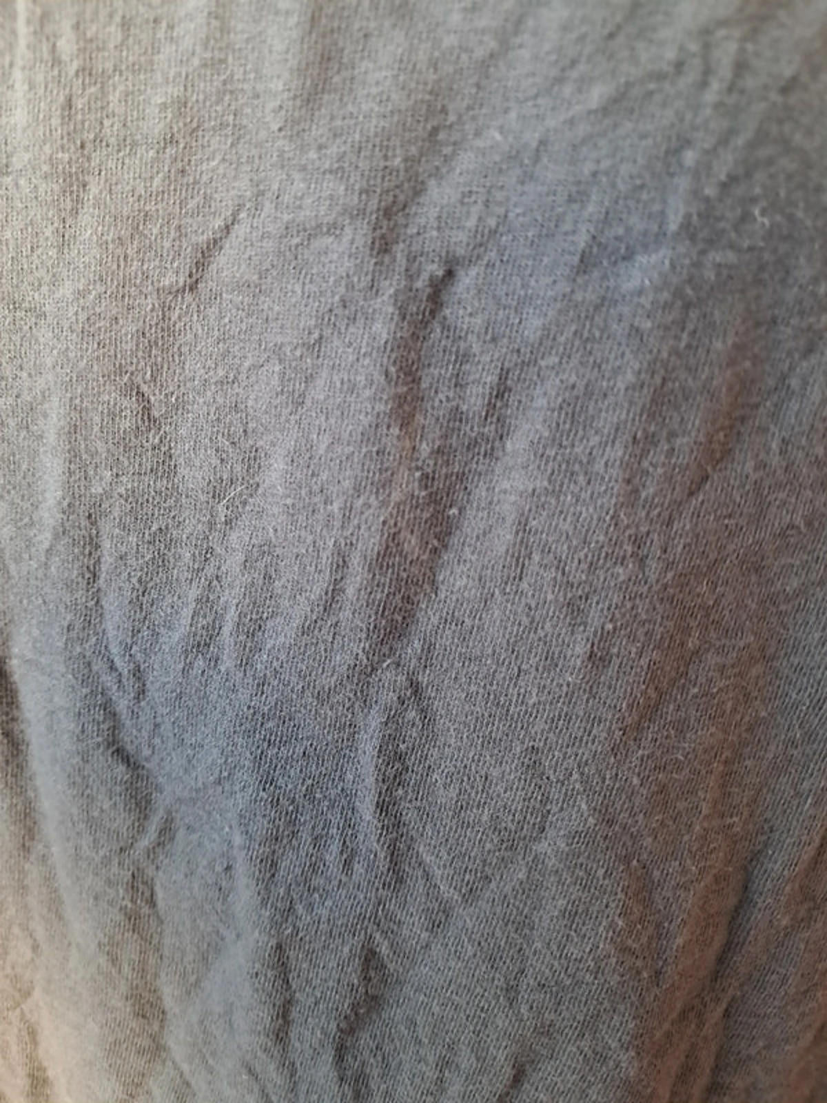 Grey plain fruit of loom t shirt
