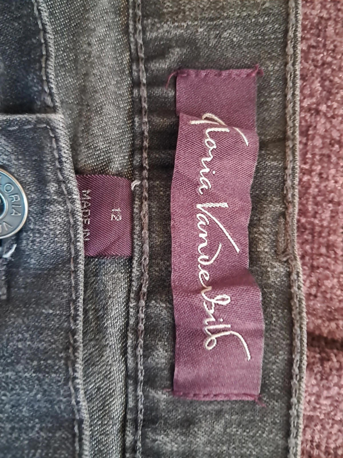 Gloria vanderbilt 12 "Amanda" grey jeans
