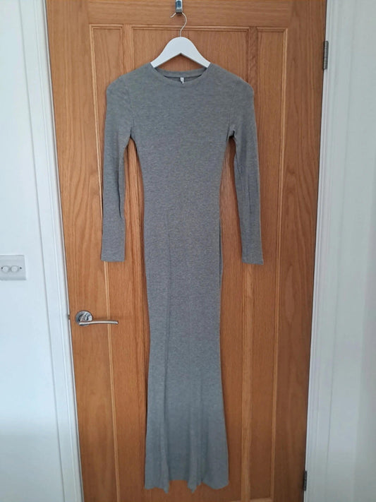 Grey long sleeve bodycon dress