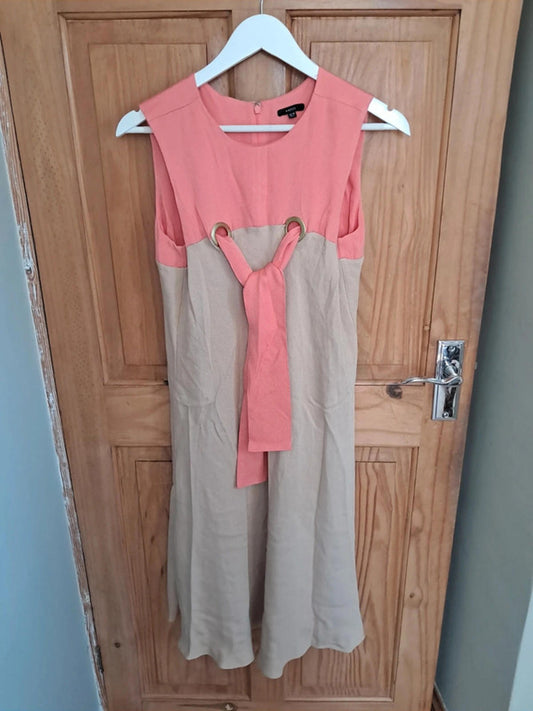 Pink/beige dress